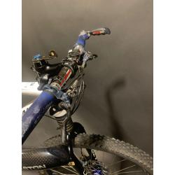 PUNTGAVE CUSTOM BUILT CANNONDALE FLASH HIMOD CARBON