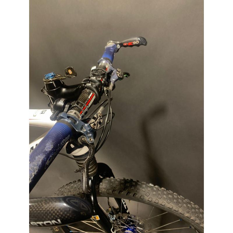 PUNTGAVE CUSTOM BUILT CANNONDALE FLASH HIMOD CARBON