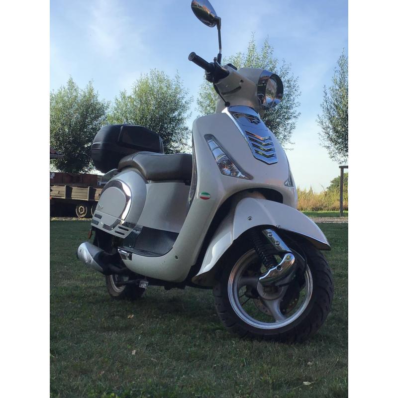 Scooter razzo