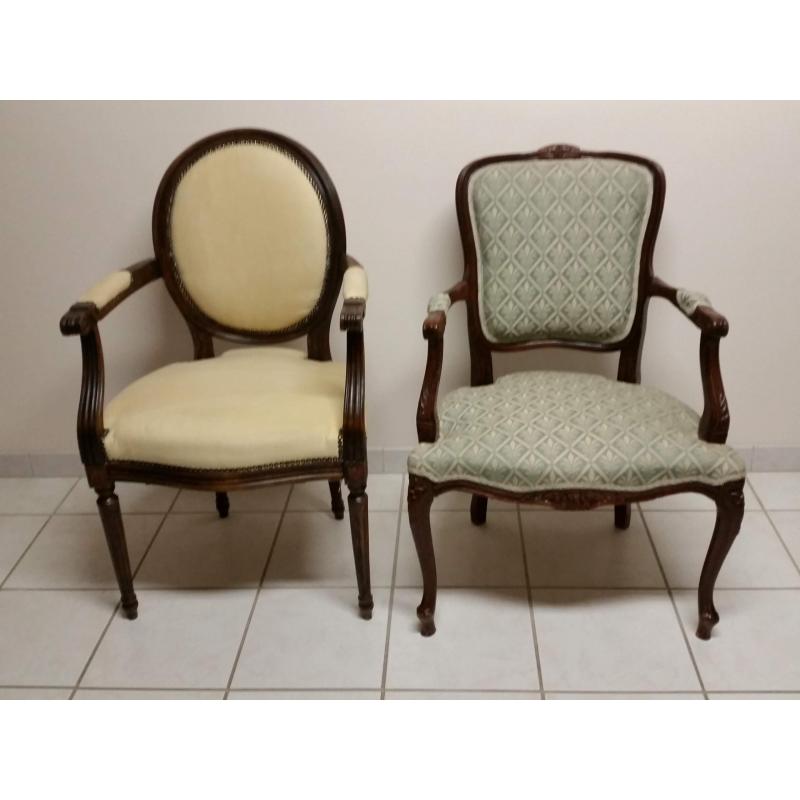 2 rustieke stoelen