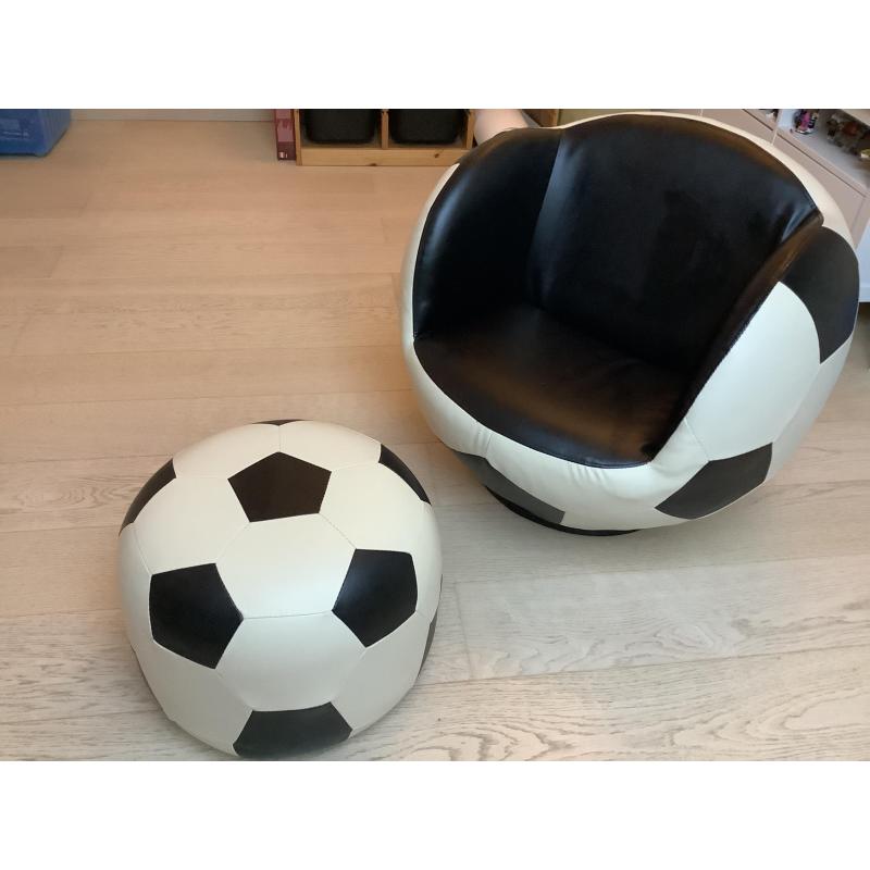 Zetel in vorm van een voetbal