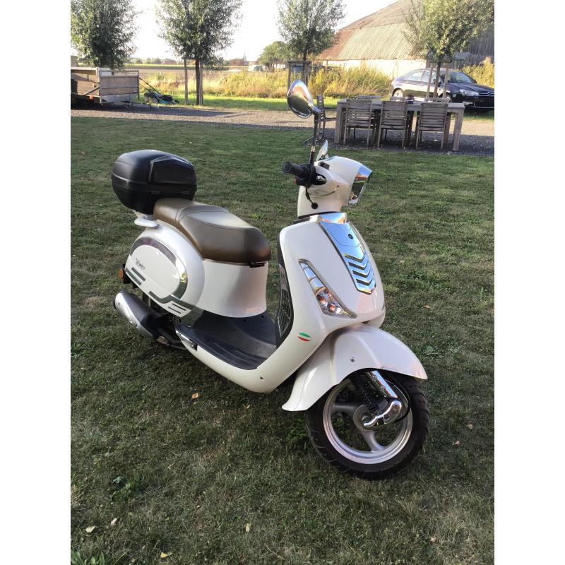 Scooter razzo