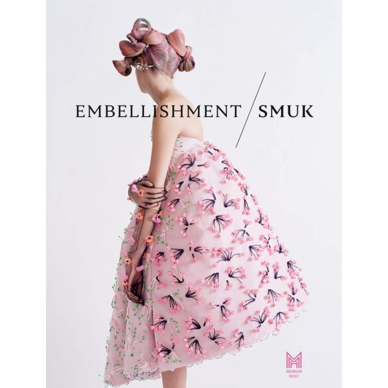 Gevraagd boek van Smuk expositie in mode museum Hasselt
