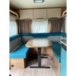Caravan Weinsberg CaraTwo 2018 met mover en voortent