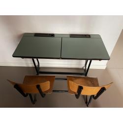 Retro schoolbankje