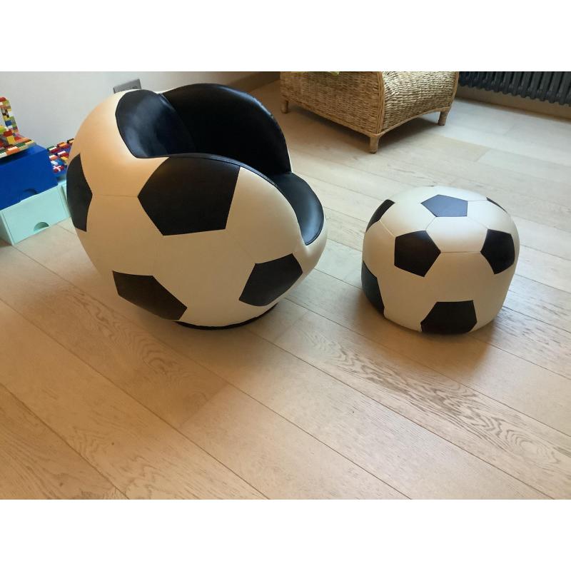 Zetel in vorm van een voetbal