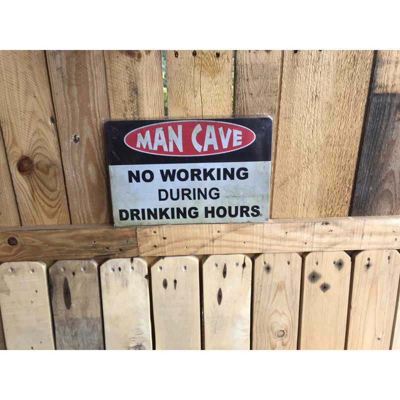 Man cave bord....