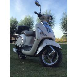 Scooter razzo