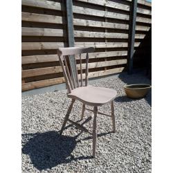 Houten stoelen te koop