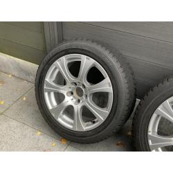 Winterbanden 225/55R17 RFT profiel7mm velgen 17” steek5x120 ET34