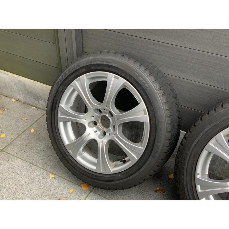 Winterbanden 225/55R17 RFT profiel7mm velgen 17” steek5x120 ET34