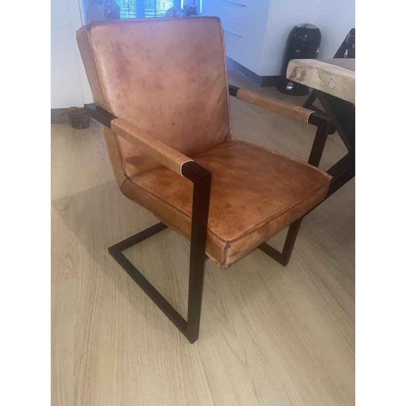 2x buffelleren eetkamerstoelen cognac