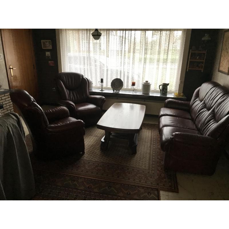 Duurzaam leder salon met salontafel
