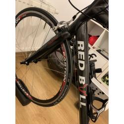 Triatlonfiets RedBull maat 56
