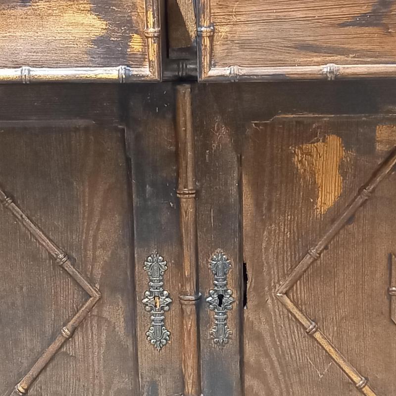 Faux Bamboo kast / dressoir