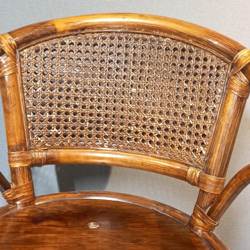 Vintage rotan barkrukken