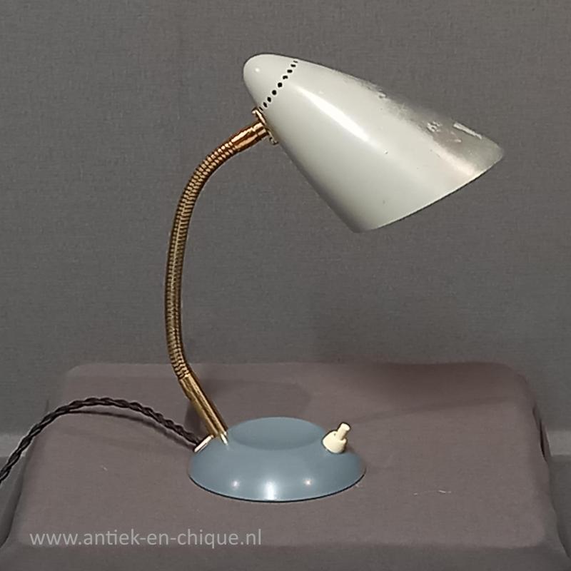 Kleine Kaiser Idell bureaulamp