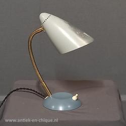 Kleine Kaiser Idell bureaulamp