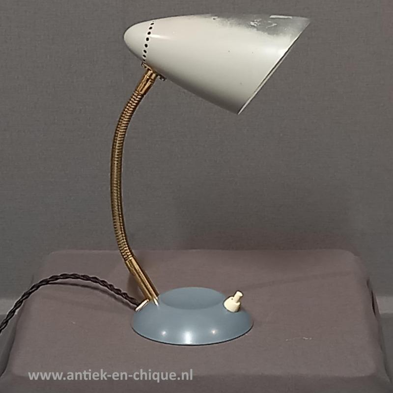 Kleine Kaiser Idell bureaulamp