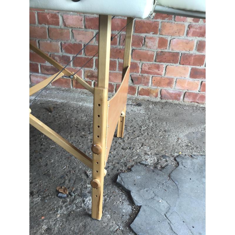 Plooibare massagetafel in draagtas