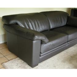 Bankstel leder