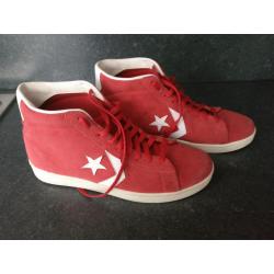All Stars rood maat 44 -