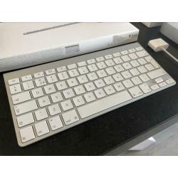 Te Koop Mac Mini YM008B2G9G5  en Lcd en Airport Extreme. en Iomega.