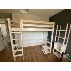 Hoekzetel in kunstleer 4 maand oud