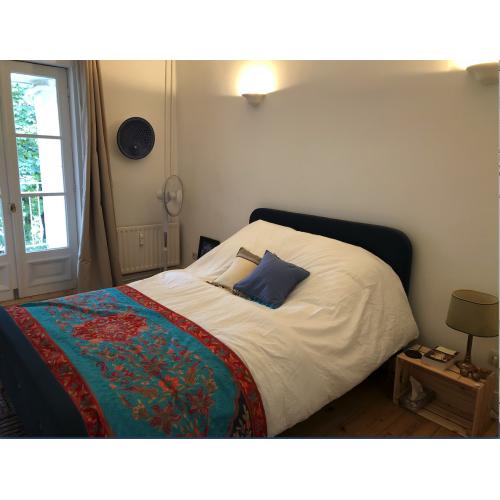 Bedframe donderblauw 140x200cm