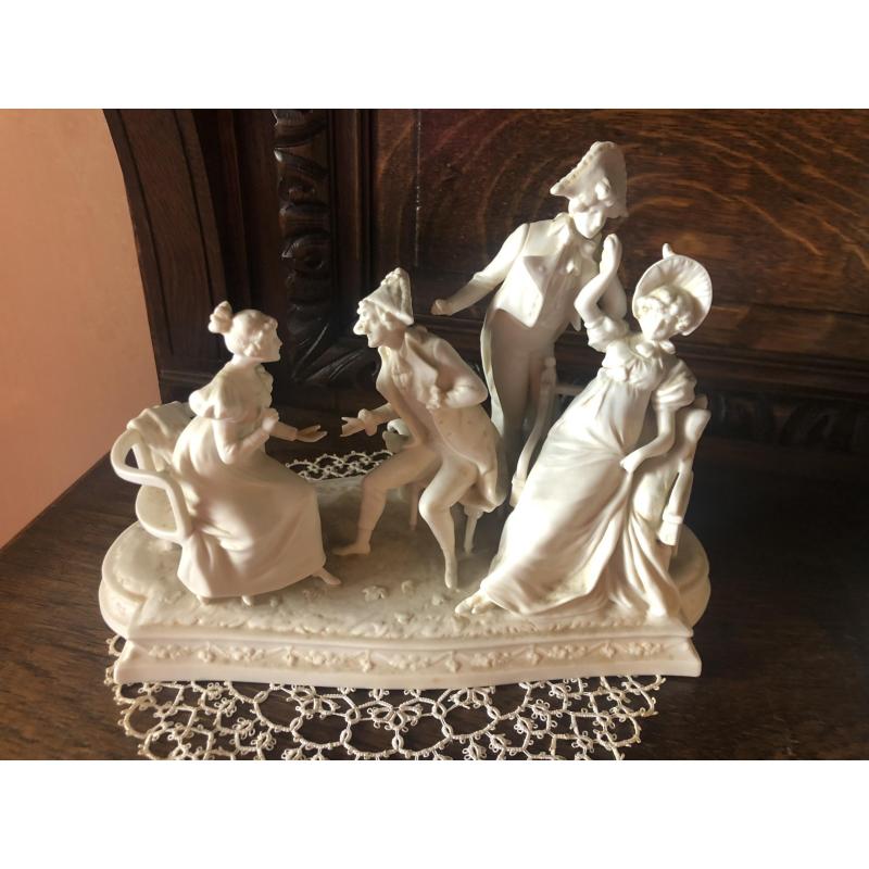Antieke / oude decoratieartikelen - Biscuit beeldjes