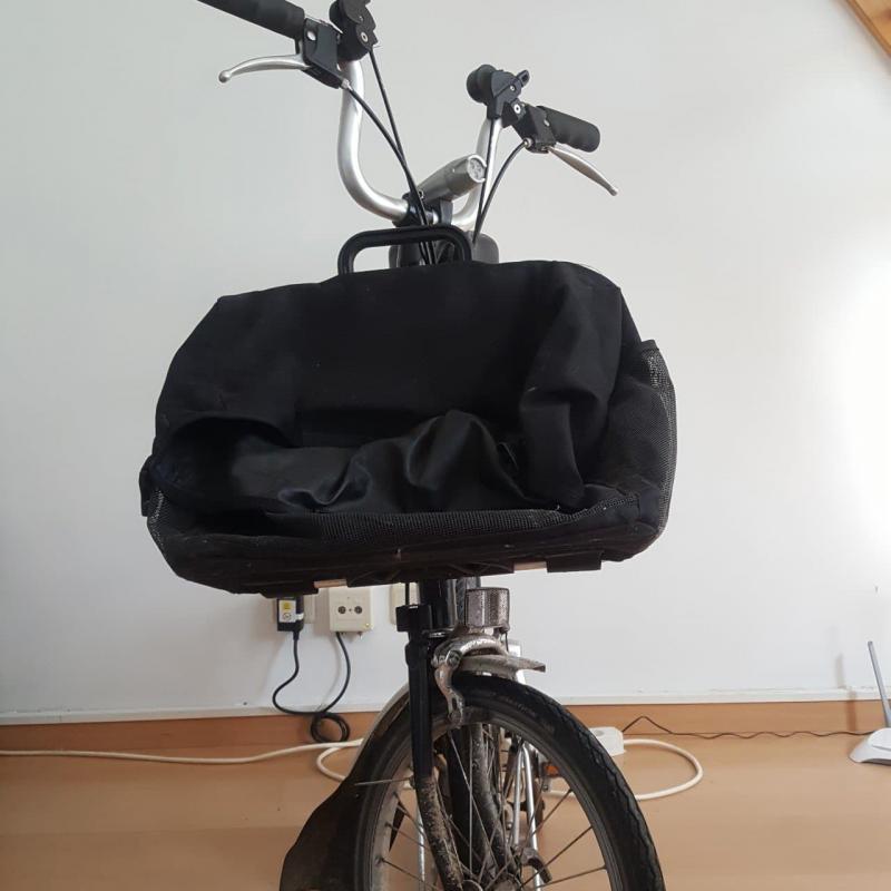 Zwarte Brompton (6 versnellingen) amper gebruikt