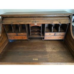 Antiek bureau