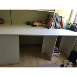 Groot praktisch bureau
