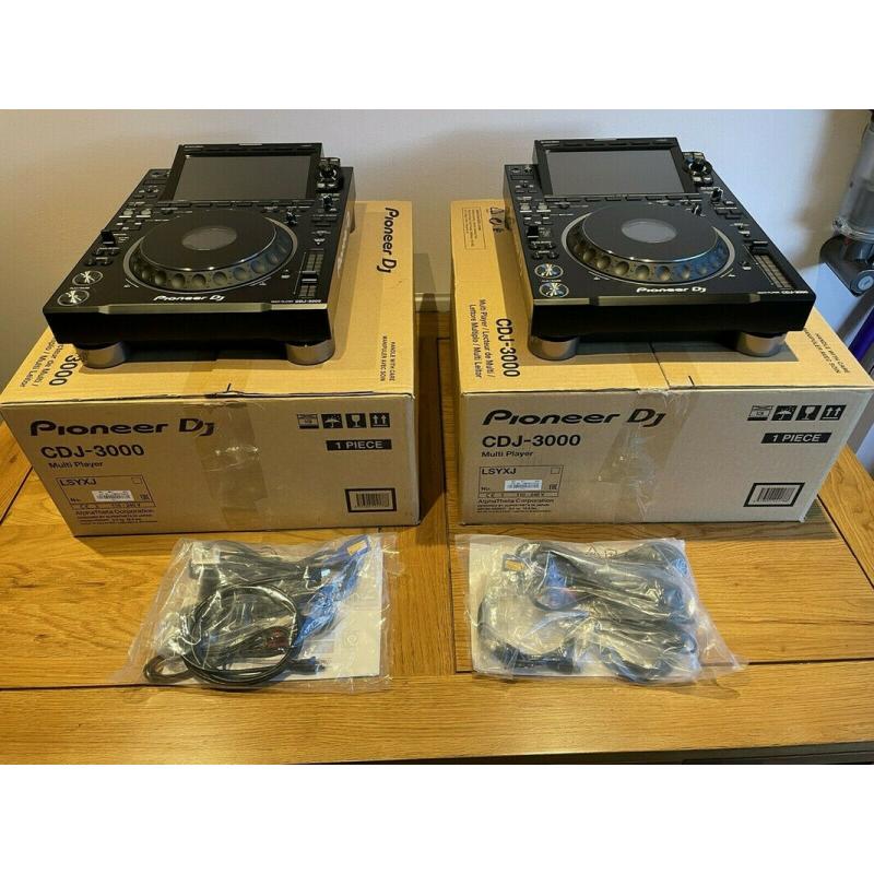 Pioneer CDJ-3000 Multi-Player / Pioneer DJM-A9 DJ Mixer / Pioneer DJ DJM-V10-LF Mixer / Pioneer DJM-S11 / Pioneer CDJ-2000NXS2 / Pioneer DJM-900NXS2 DJ-Mixer