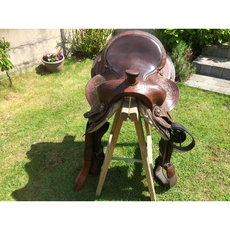 Western zadel 16 inch merk Special Horses