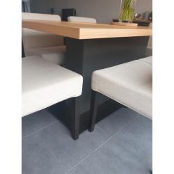 HULSTA TAFEL MET 6 STOELEN