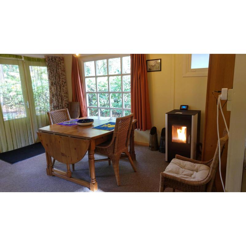 Te huur bos chalet (max. 3 pers.) 9 km van Maastricht