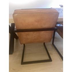 2x buffelleren eetkamerstoelen cognac