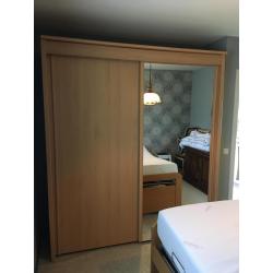 Complete eenpersoons kamer