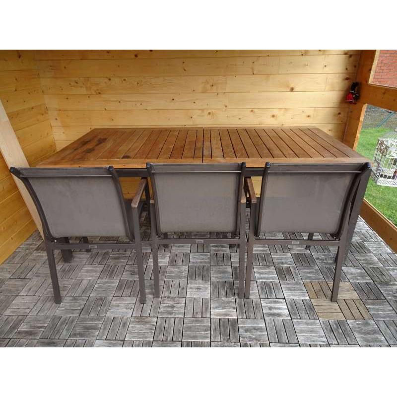 Tuintafel en 8 stoelen