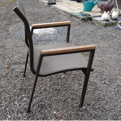 Tuintafel en 8 stoelen