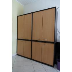 Uitgebreid Bureau