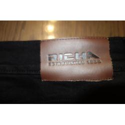 Nieuwe motor jeans