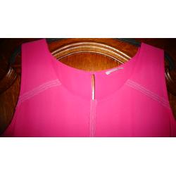 Roze blouse-top met plissé rugpand