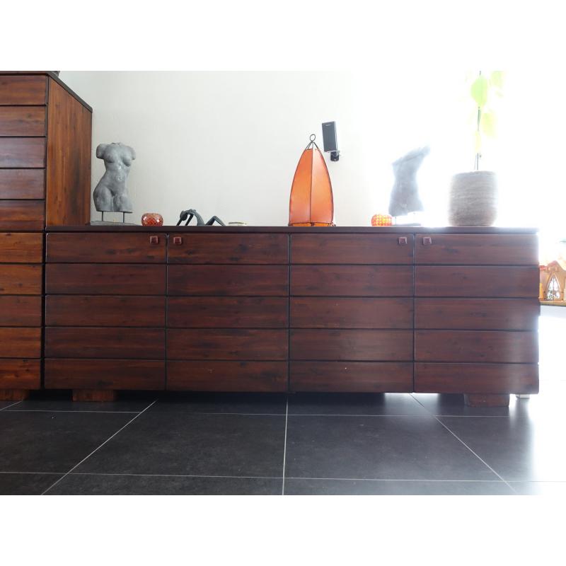 MASSIEF KERSENHOUT DRESSOIR