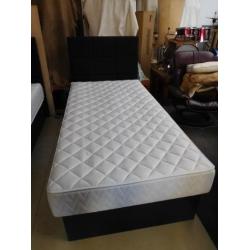 WATERBEDDEN (2 x éénpersoons)