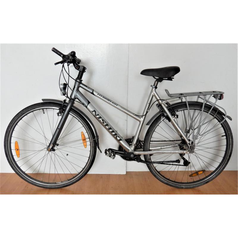 Sportieve damesfiets (de fiets is beschikbaar)