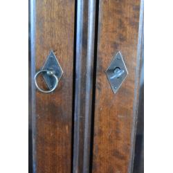 2 Antiek eriut zien kasten, 3CTC FURU 2