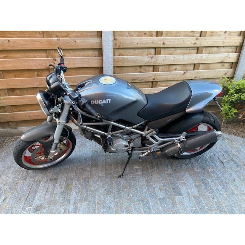 Ducati monster 800 Sie