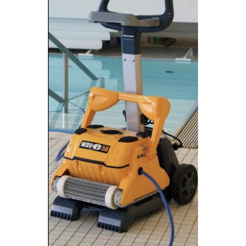 Dolphin Wave 50 zwembadrobot - Nieuw